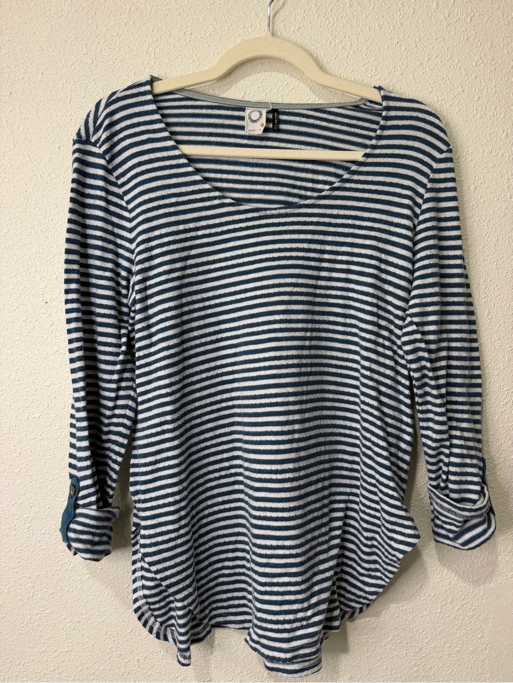 Anthropologie Akemi + Kin Long Sleeve Top Blue White Striped Roll Sleeves Size M